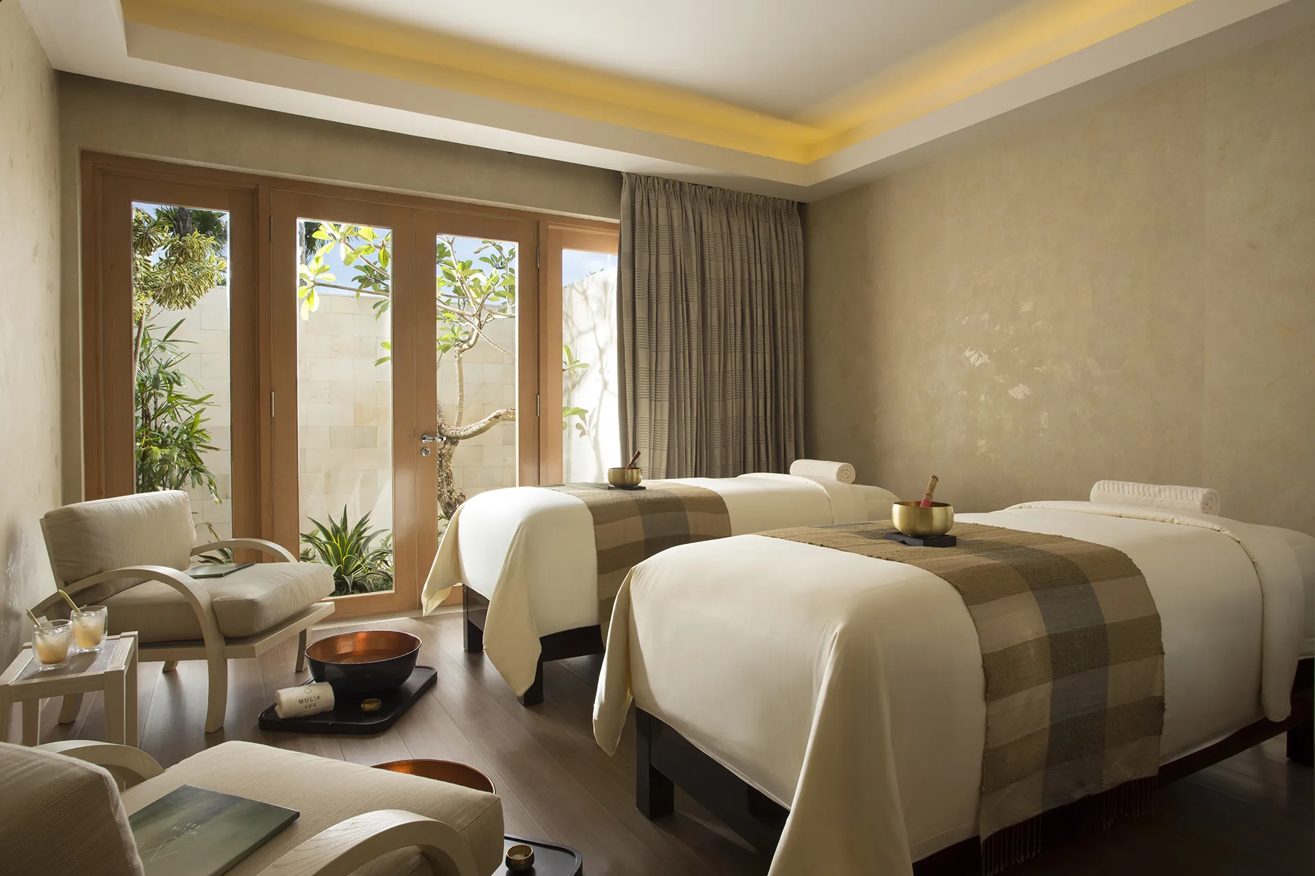 Couple's massage Bali luxury romantic getaway