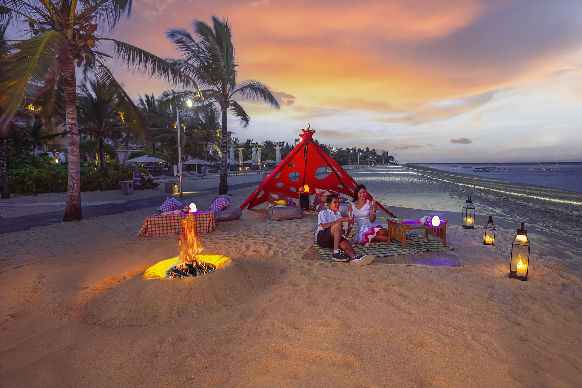 Aktivität im Bonfire Resort am Strand in Nusa Dua Bali