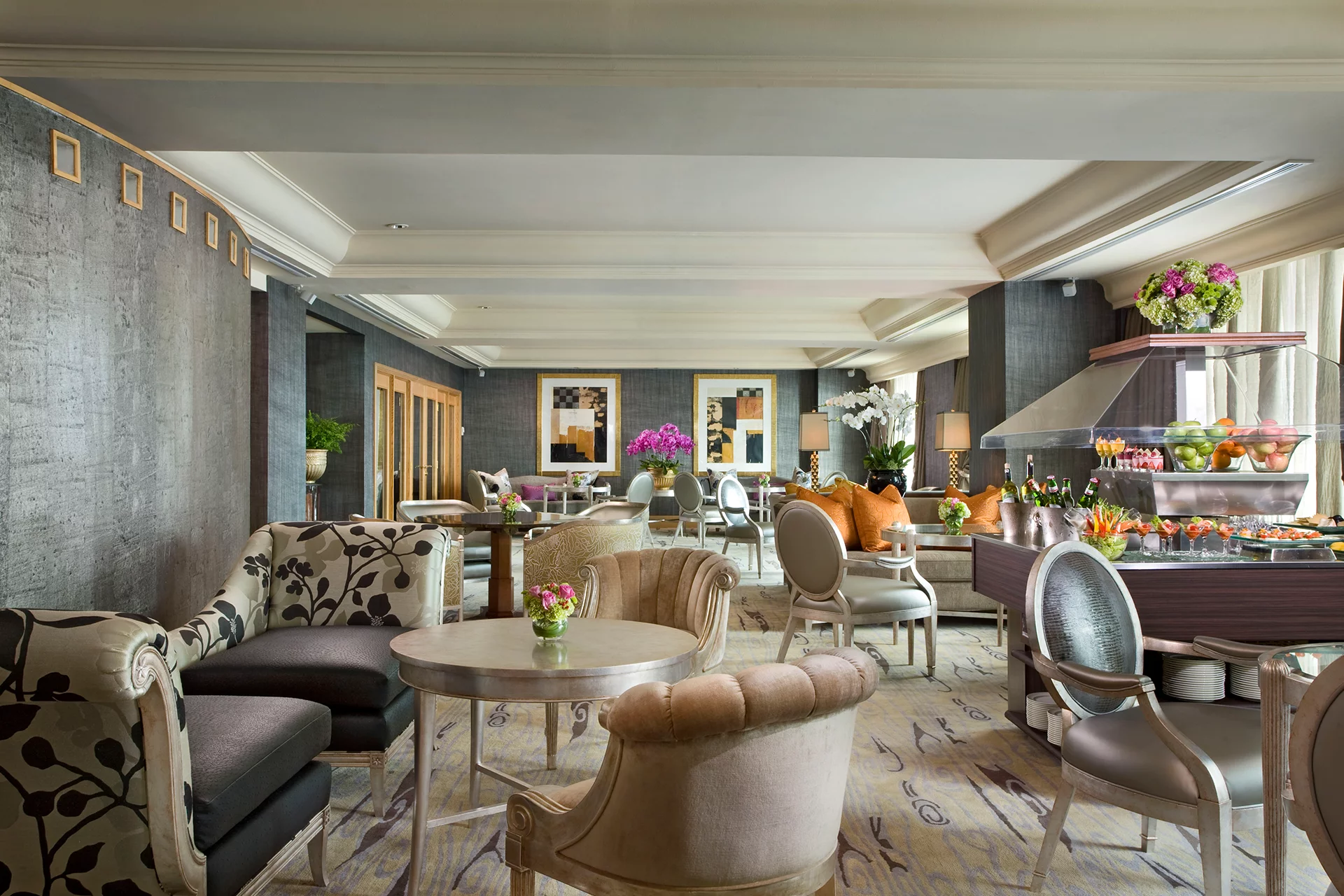 10 Mulia Executive Lounge