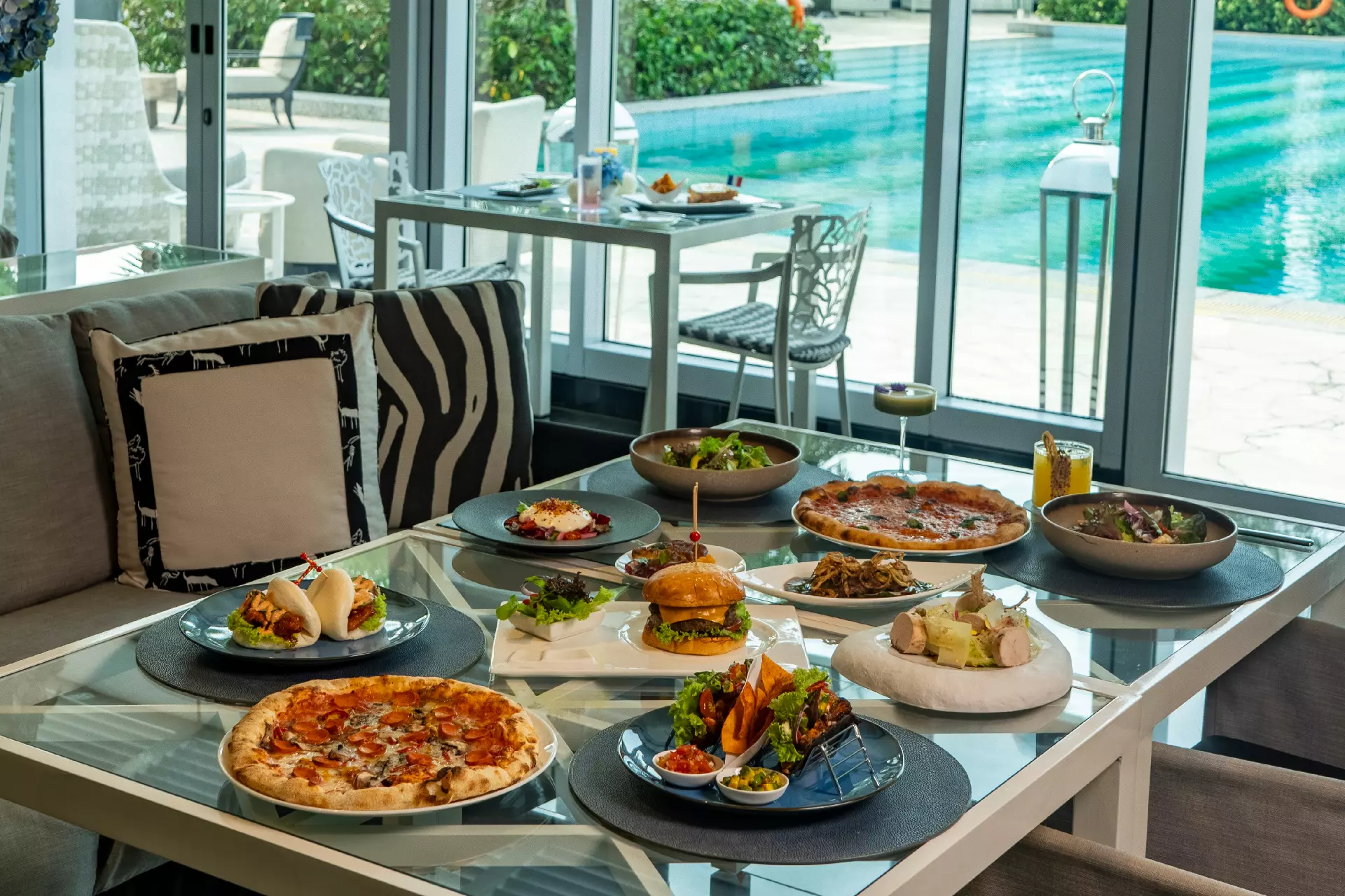 001 Bleu8 Hotel Mulia